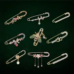 Broches de branche en strass cristal raffiné pour femmes, épingles Hijab pour costume, écharpe, fleur, bijoux