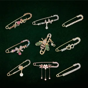Broches de branche en strass cristal raffiné pour femmes, épingles Hijab pour costume, écharpe, fleur, bijoux