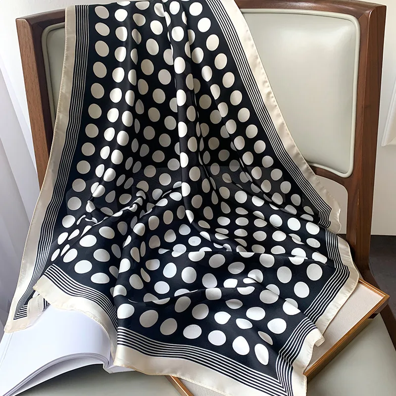 foulards de mode pour femmes châle imprimé soie satin hijab écharpe femme bandana 70*70 cm marque de luxe châles carrés écharpes pour dames