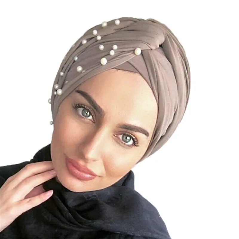 Turban en Daim Torsadé pour Femme Musulmane, Bonnet avec Perles en Velours, Hijab Indien, Nouvelle Collection 2025 Turban en Daim Torsadé pour Femme Musulmane, Bonnet avec Perles en Velours, Hijab Indien, Nouvelle Collection 2025
