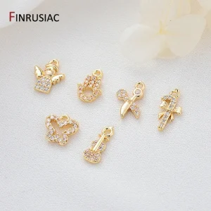 Bijoux à bricoler soi-même faisant 6 Types 14K véritable plaqué or pavé réglage Zircon petite Mini fée/papillon/violon/Hamsa pendentifs breloques Bijoux à bricoler soi-même faisant 6 Types 14K véritable plaqué or pavé réglage Zircon petite Mini fée/papillon/violon/Hamsa pendentifs breloques