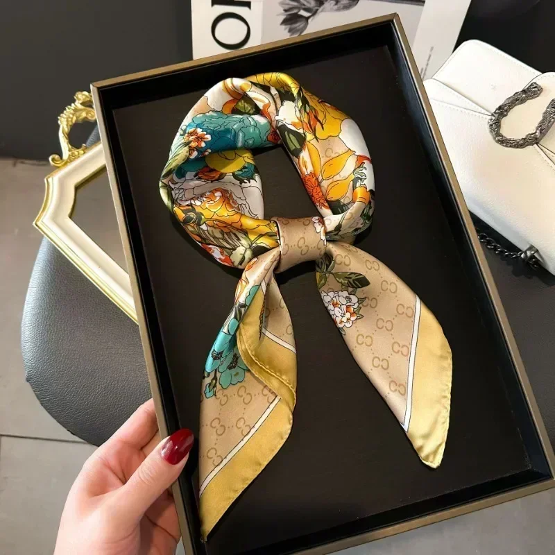 Écharpe carrée à carreaux en satin pour femmes, hijab de luxe pour filles, écharpe pour le cou et les cheveux, bande douce pour le travail, kerchife de la présidence, nouveau, 2025