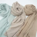 Écharpe brillante en mousseline de soie pour femme, hijab plissé et froissé, long châle islamique