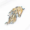 broches de tête de cheval en strass pour femmes, broches d'animaux de luxe polyvalentes, accessoires de fête décontractés pour amis, bijoux à la mode, cadeaux