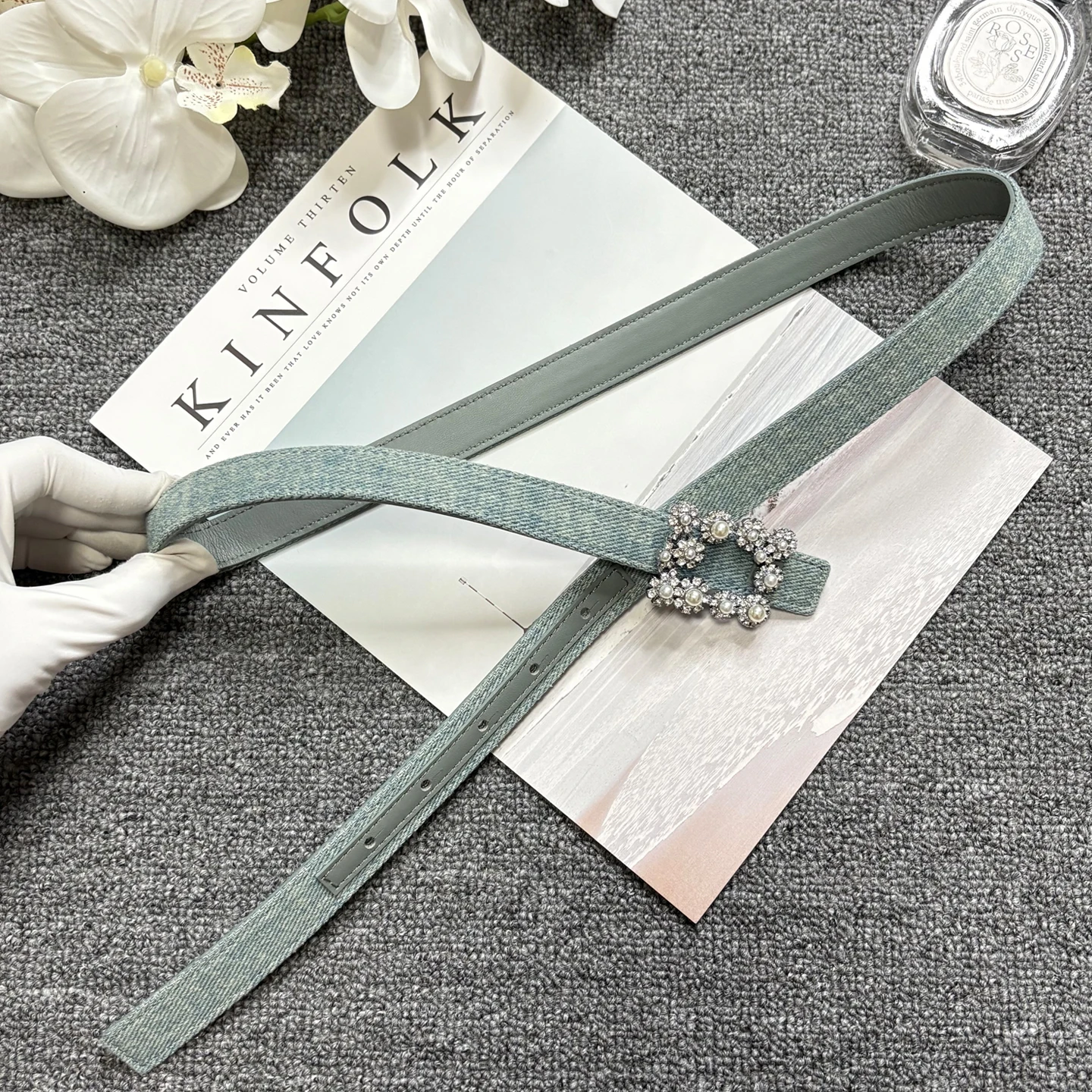 Ceinture bleue en denim avec boucle en strass et perles, ceinture en cuir décorative en denim vintage, ceinture pour pantalon fin à boucle en diamant argenté