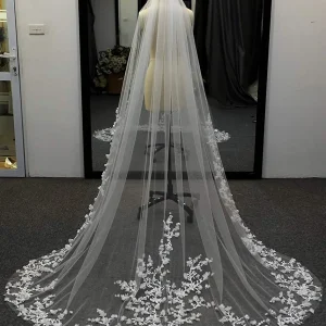 Voiles de mariage fleurs 3D voile Floral 1 niveau longue cathédrale bord en dentelle pétales exquis voiles de mariée élégants pour la mariée avec peigne