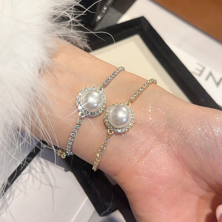 bracelet en perles de cœur pour femmes, avec zircon, élégant et délicat, poignet géométrique scintillant, bijoux à la mode, accessoire à main, 1739