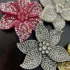 broche en strass pour femmes, accessoires exquis et élégants, adaptés aux fêtes d'anniversaire, mariages et banquets, un corsage