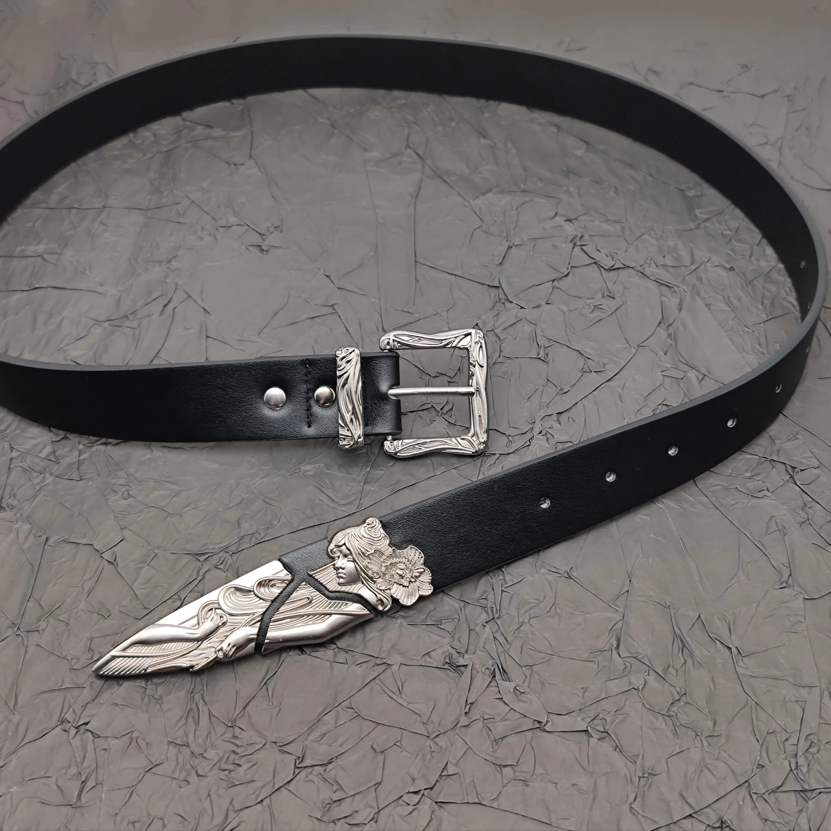 Ceintures de taille à boucle incurvée argentée irrégulière unisexe Punk Y2K Rock Street Jeans sangle de luxe concepteur Cinturones Para Hombre ceintures