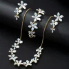ensemble de bijoux plaqués or 18 carats pour femmes, design classique, collier brillant, boucles d'oreilles et bracelet à fleurs, ensemble de 3 pièces à la mode, m237