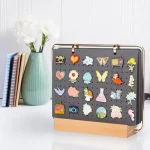 Présentoir à broches, porte-broches en feutre, Collection de broches, stockage de Pages de calendrier avec support en bois pour affichage de bureau