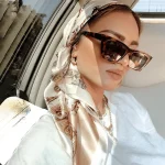 Foulard de tête femmes marque de luxe carré 90*90 cm Foulard en soie Satin Bandana Cheveux doux Foulard Hijab Foulards de Cheveux pour dames