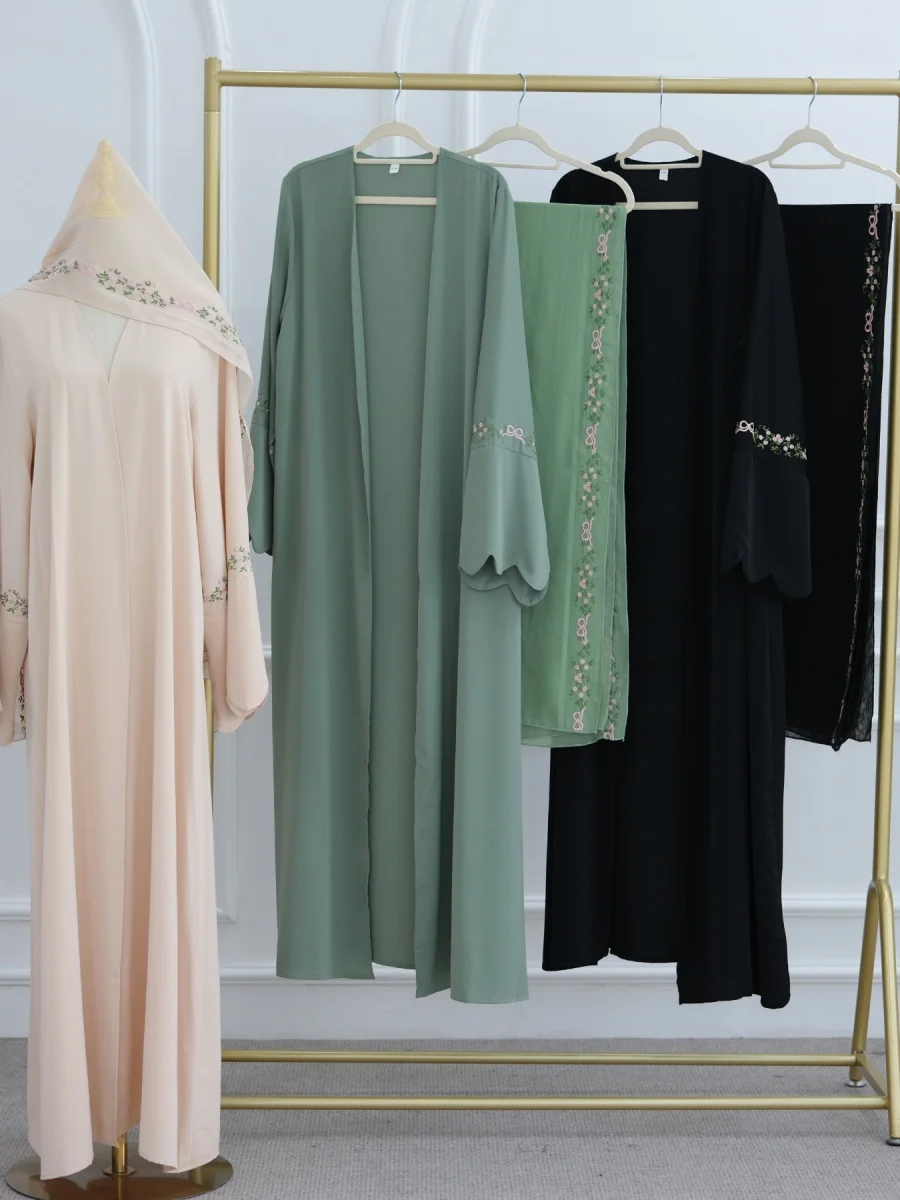 moyen orient femmes arabe dubaï abaya luxe kimono cardigan broderie florale robe longue robe modeste femme islam vêtements kebaya