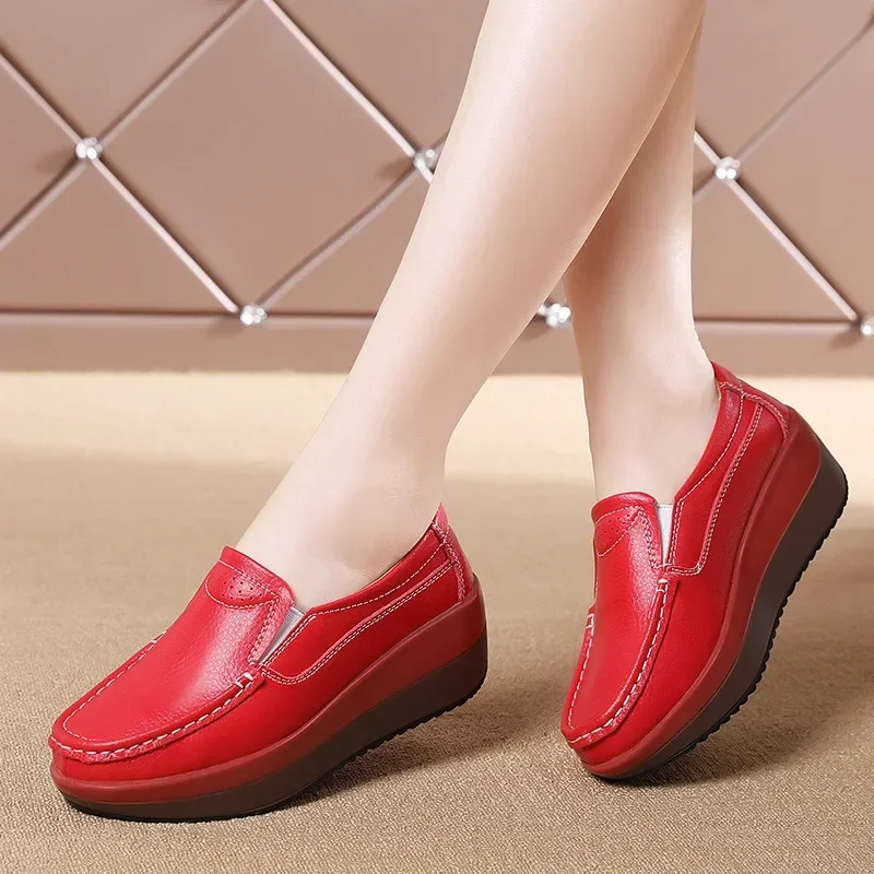 Chaussures plates à plateforme pour femmes, sandales creuses imprimées, chaussures de marche décontractées de styliste, baskets respirantes à semelle compensée, nouvelle collection printemps été