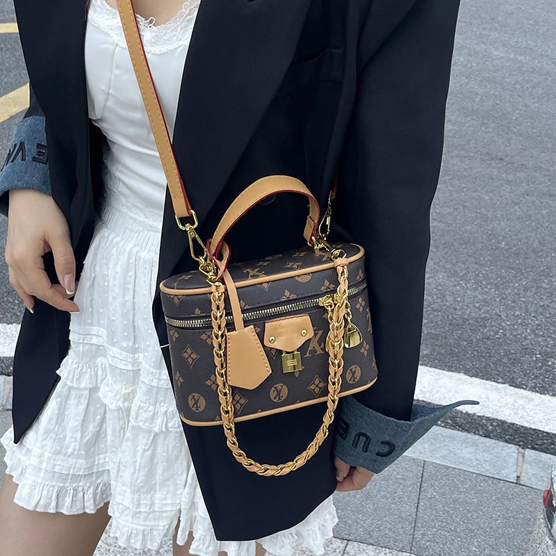 Sac à main en cuir pour femmes, Style épaule populaire classique élégant de marque de luxe célèbre styliste avec plusieurs poches