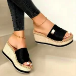 Femmes pantoufles tendance femmes chaussures compensées antidérapant confortable plage sandales grande taille femmes chaussures Sandalias De Mujer Verano 2025