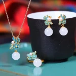 Collier et boucles d&rsquo;oreilles en porcelaine hétian incrustée de perles de Jade blanc, fleur d&rsquo;émail, Style palais, bijoux élégants pour dames, nouvelle collection