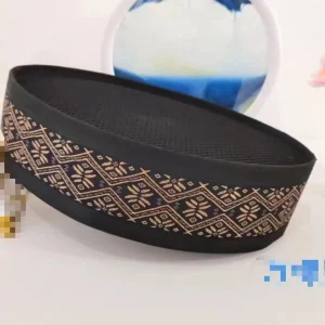 Chapeaux de bateau musulmans de luxe pour femmes et hommes, casquettes Kufi islamiques argentées, prière arabe du Ramadan, fête de mariage, couvre-chef Hijab, chapeau d’été Chapeaux de bateau musulmans de luxe pour femmes et hommes, casquettes Kufi islamiques argentées, prière arabe du Ramadan, fête de mariage, couvre-chef Hijab, chapeau d’été