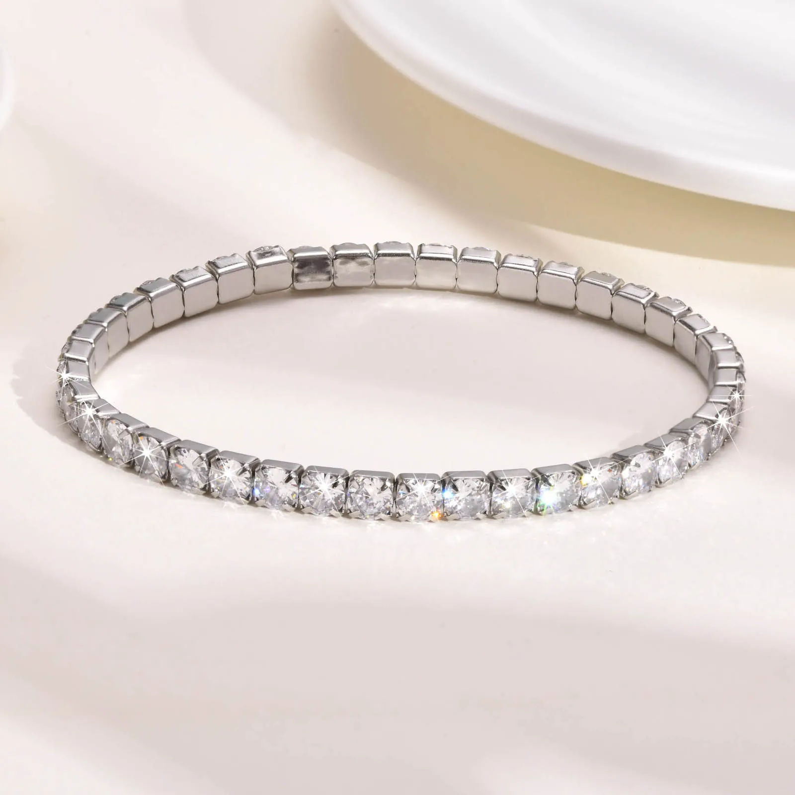 Bracelet de Tennis élastique en acier inoxydable pour femmes, plaqué or, chaîne à maillons minimalistes, bijoux