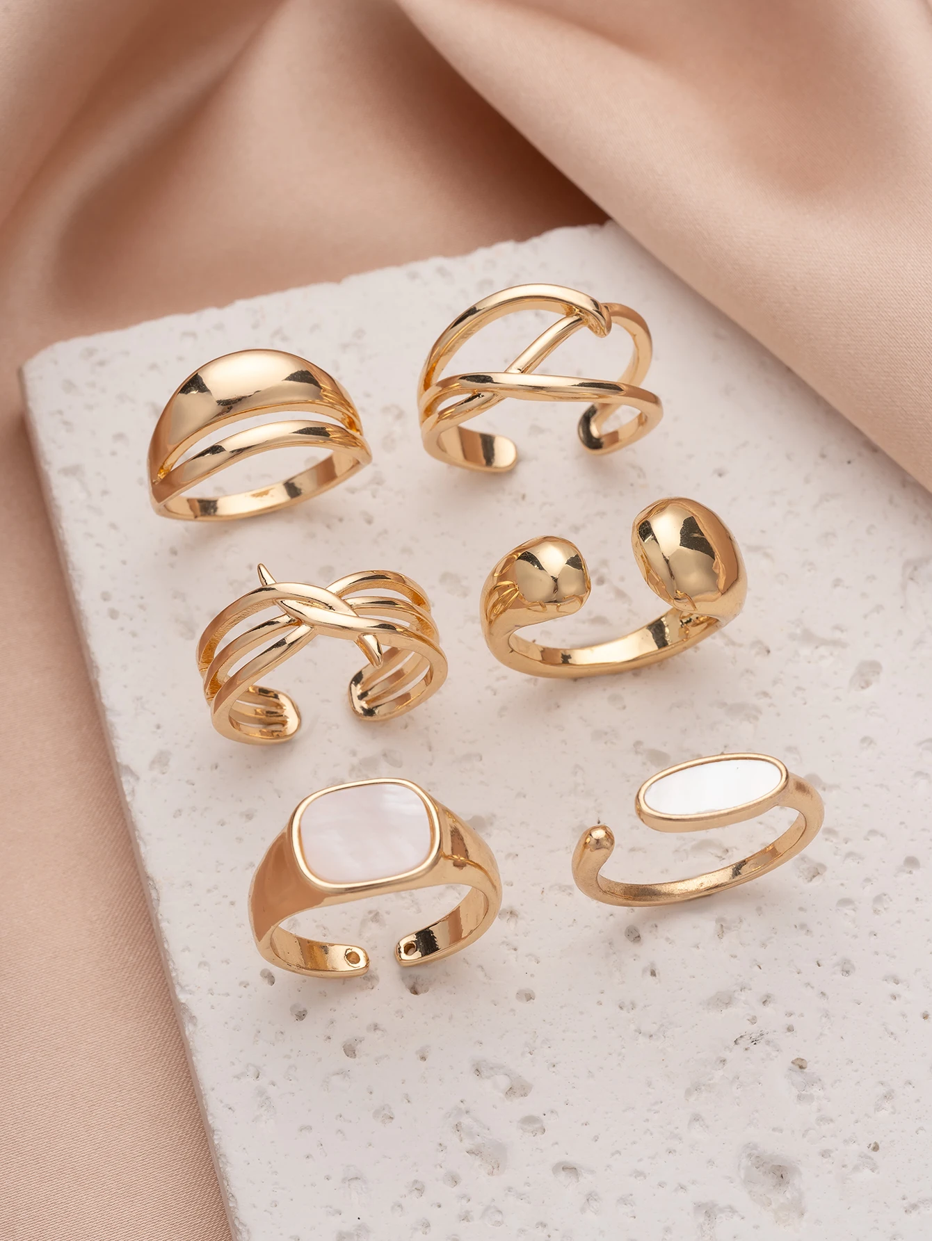 Ensemble de bagues en fausses perles plaquées or, bandes géométriques et torsadées minimalistes, bagues élégantes empilables pour femmes, bijoux de fête quotidienne