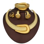 Ensemble de bijoux exagérés, couleur or dubaï, grand collier, Bracelet, grande boucle d&rsquo;oreille africaine, grand anneau, Bracelet large, bijoux de mariée, nouvelle collection 2025