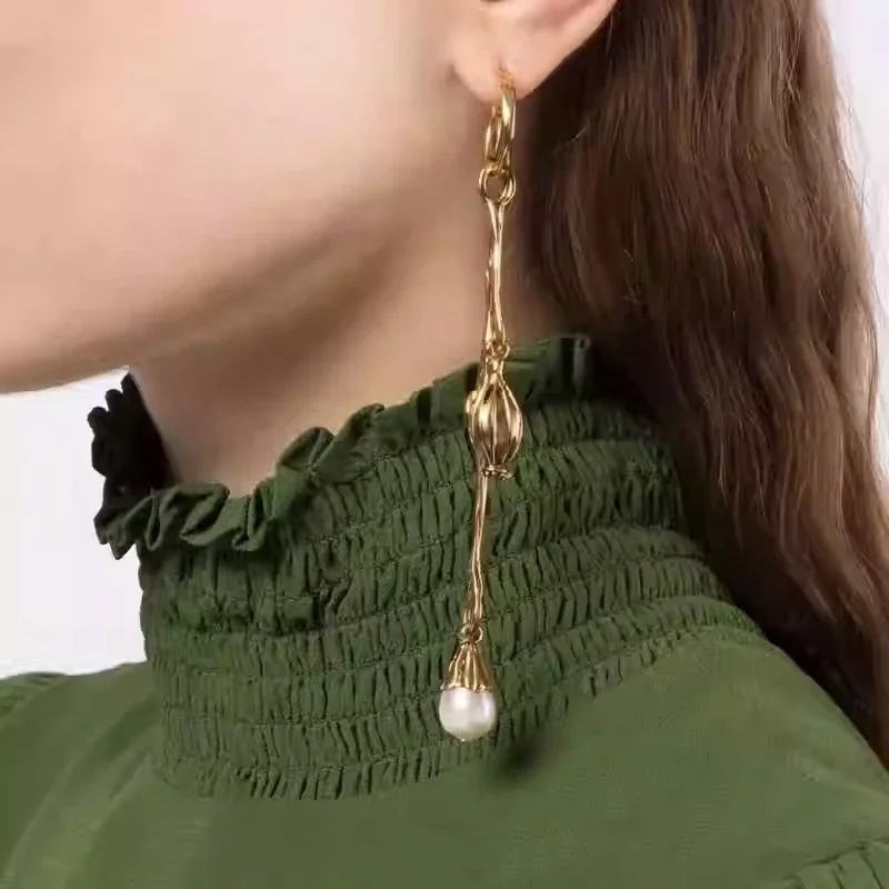 Boucles d'oreilles asymétriques en laiton plaqué or 18 carats pour femme, bijoux de luxe, tendance, Vintage, perle, fleur, Europe et amérique