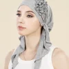 Mode couleur unie fleurs femmes Hijab musulman dames Turban Bonnet longue queue tête enveloppement foulard chapeaux indiens