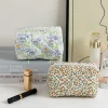 Sac à cosmétiques de voyage Chic avec Design Floral, rouge à lèvres matelassé Compact et pochette de maquillage, organisateur pour femmes