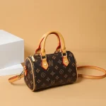 Sac à bandoulière élégant pour femmes, look à la mode pour les voyages de shopping et les sorties en centre commercial Chic