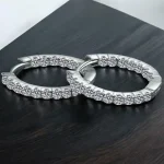 Boucles d&rsquo;oreilles en argent sterling Moissanite 925, rondes, romantiques, légères, de luxe, adaptées à un usage quotidien