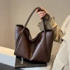 sac fourre tout élégant pour femmes, en cuir de qualité supérieure, tendance, durable, spacieux, doux, aspect moderne quotidien ​