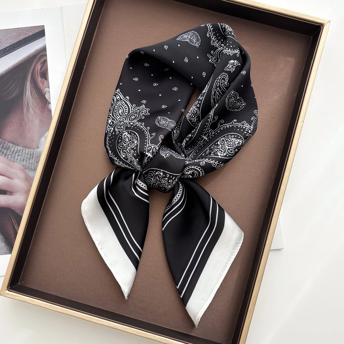 foulard carré de luxe pour femmes dames hijab 70*70cm élégant foulard bandanas tache douce fausse soie foulards châle chaînes