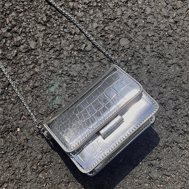 Sac à bandoulière Vintage argenté Chic pour femmes, petits sacs à bandoulière de luxe de styliste, mode or Mini carré mignon sac à main en cuir Pu