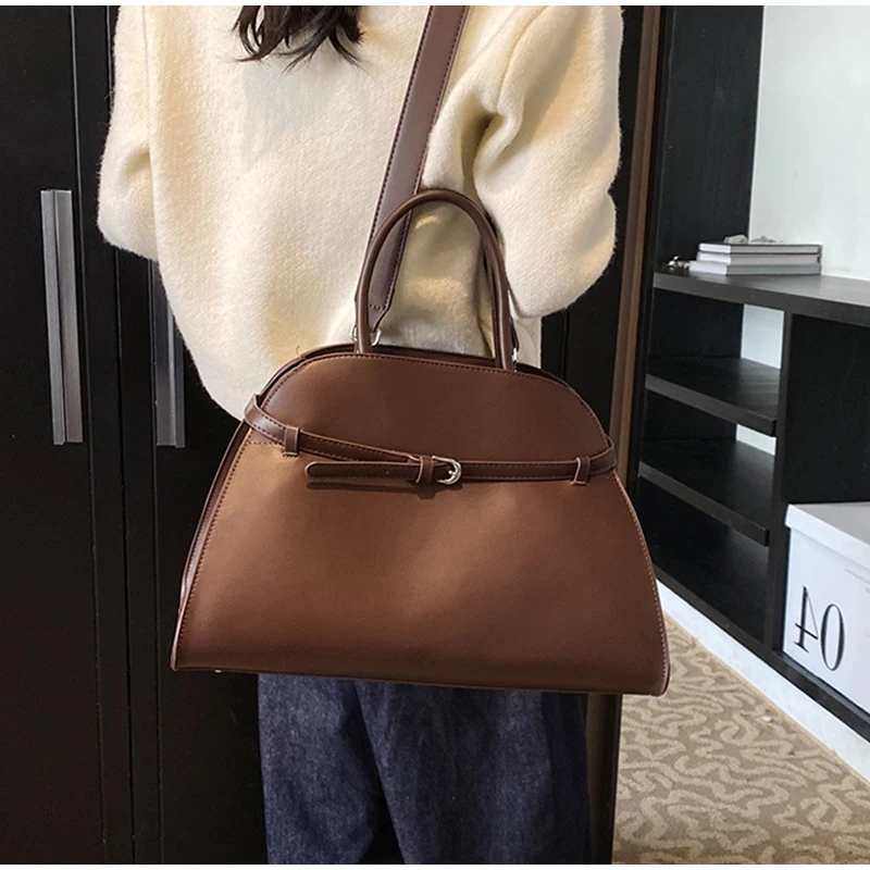 sac à main design de ceinture de marque vintage pour femmes, grande capacité, fourre tout de luxe en métal argenté, sac à bandoulière en cuir souple