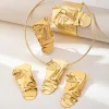 ensemble de bijoux abstraits en or pour femmes, accessoire artistique en métal pour femmes, boucles d'oreilles tendance et cool, bracelet, bague pour fête et mariage...