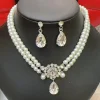 ensemble de boucles d'oreilles et collier de perles double pour femmes, ensemble de bijoux vintage élégant en fausses perles, cadeau de fête et de vacances