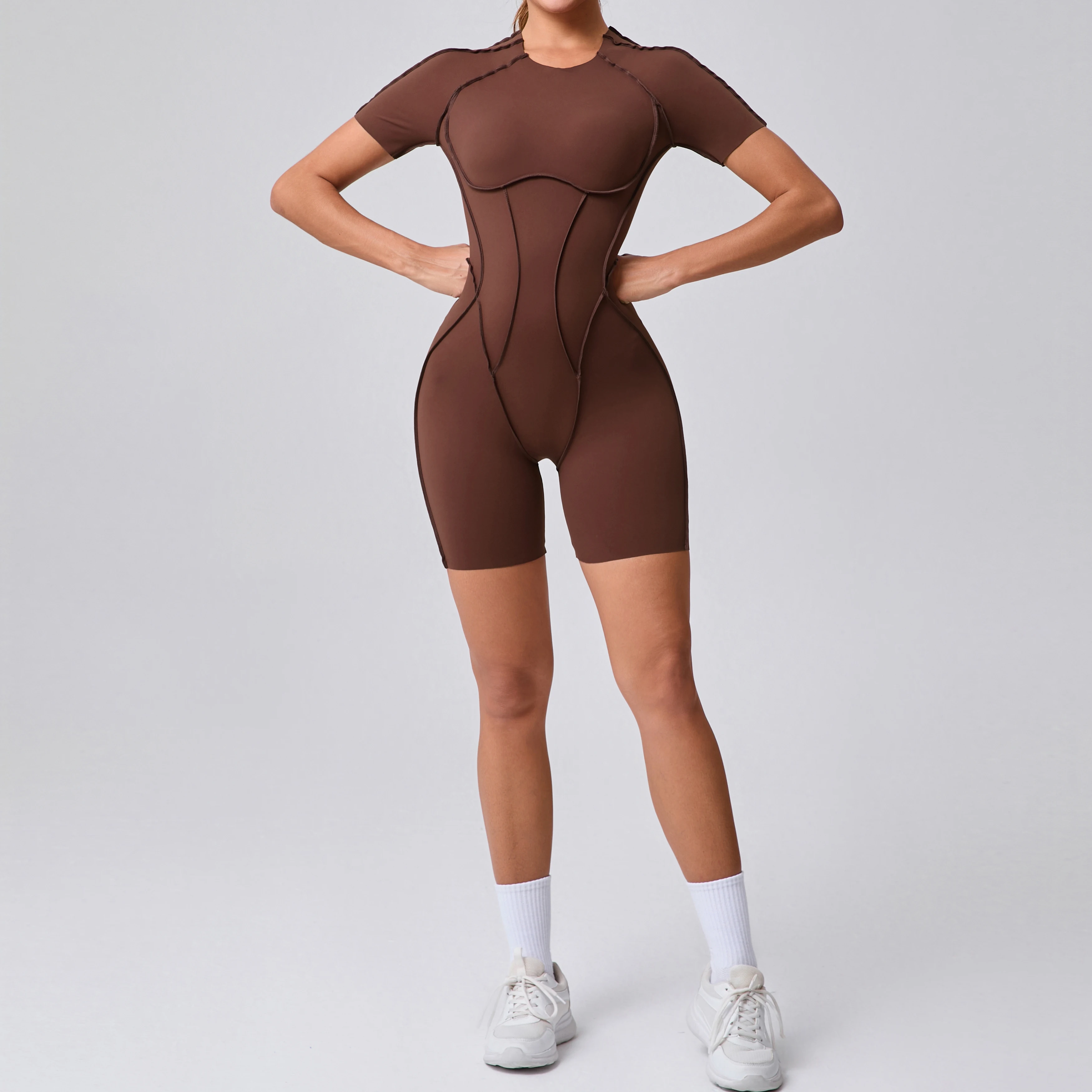Combinaison courte vêtements de sport pour femmes vêtements de sport salopette de Fitness dos nu Scrunch butin Yoga costume ensemble de sport tenue