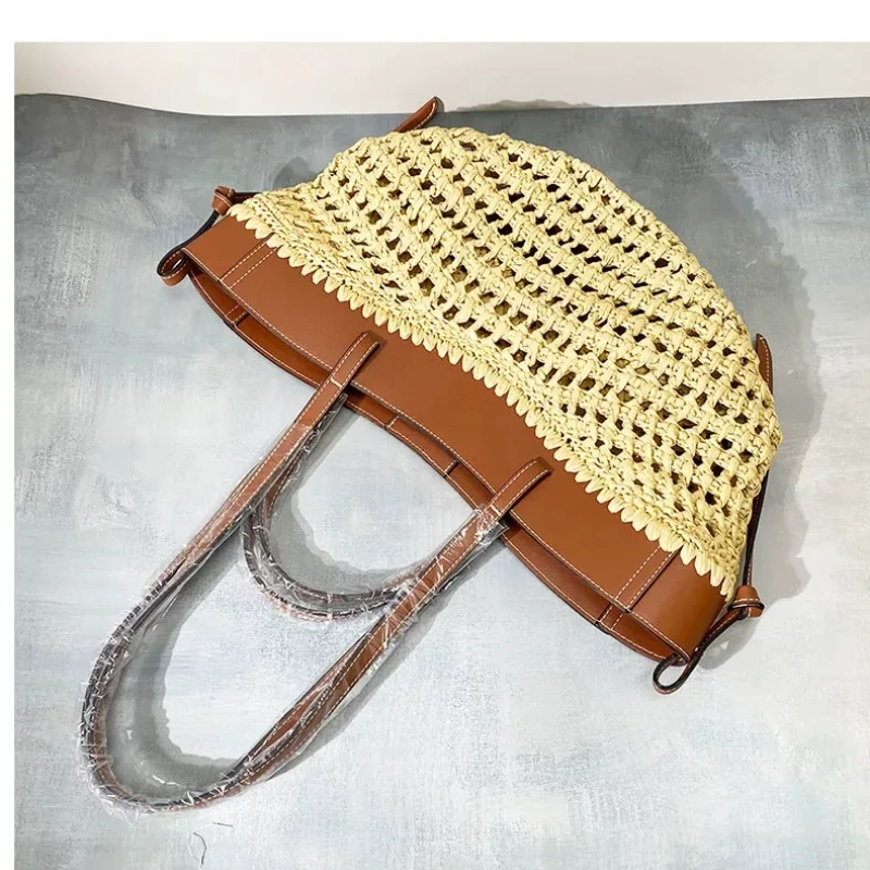 Sac de plage en paille, nouveau Style, sac à bandoulière léger de luxe de styliste, sac tissé de grande capacité, sac à boulettes Simple de couleur contrastée