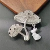 broches en strass sur le thème des animaux mignons pour femmes ; champignons et lapin, parfaites pour les fêtes décontractées ou comme cadeaux de bijoux.