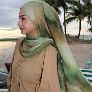 Écharpe musulmane en marbre Hijab imprimé aquarelle, Protection solaire douce et respirante, légère, enveloppement de plage d’été pour femmes Écharpe musulmane en marbre Hijab imprimé aquarelle, Protection solaire douce et respirante, légère, enveloppement de plage d’été pour femmes