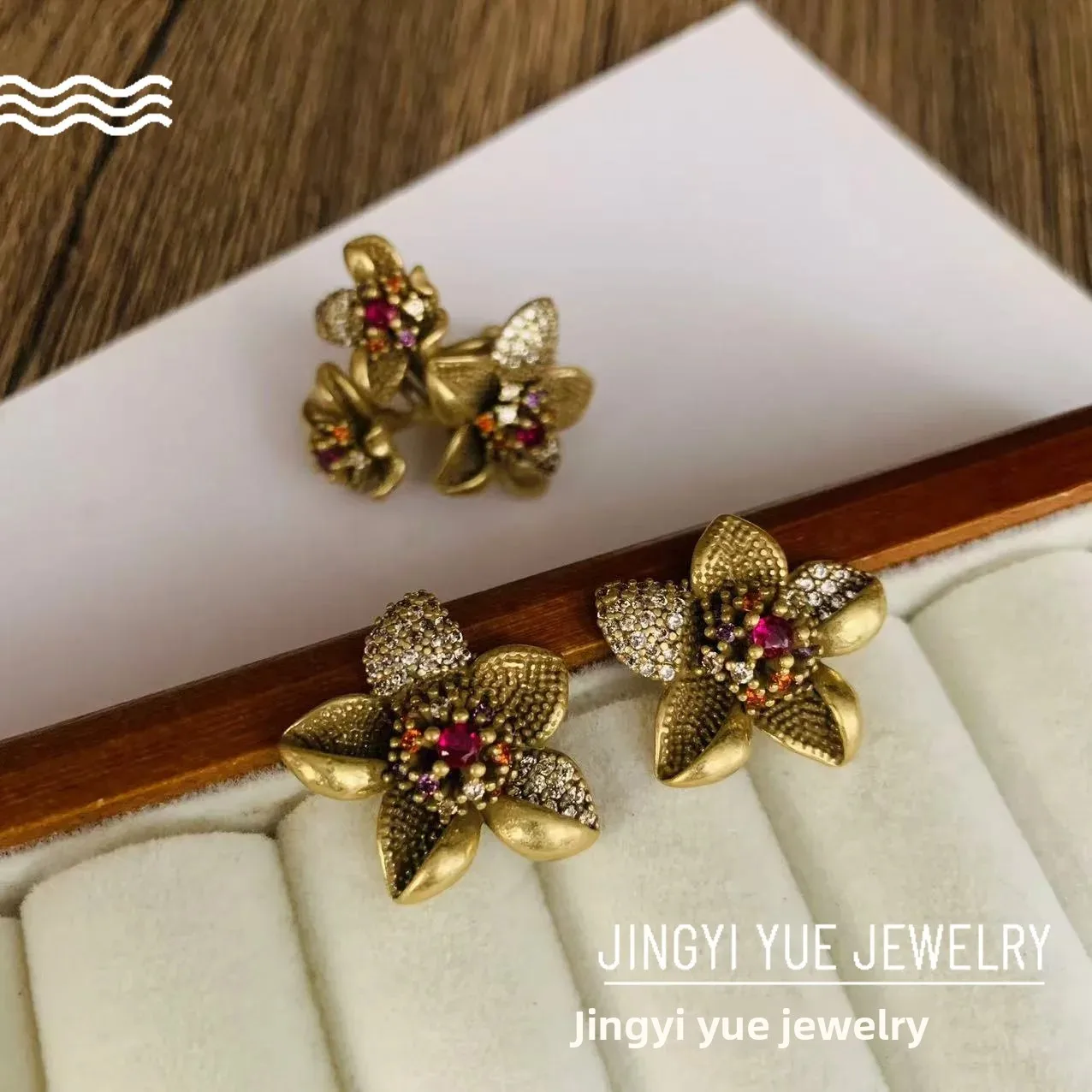 Ensemble de bijoux Vintage à fleurs exagérées, boucles d'oreilles en diamant coloré en Zircon, Design Unique, broche, Style minimaliste de luxe