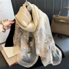 foulard de luxe brodé de fleurs pour femme, hijab enveloppant, Écharpe de sauna, 2024