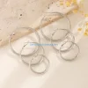 boucles d'oreilles créoles contemporaines, bijoux tendance, grandes petites boucles d'oreilles élégantes pour les amoureux
