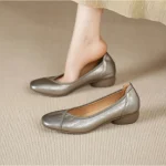 Chaussures plates confortables à semelle souple pour femmes, nouveau Style d&rsquo;automne 2025, chaussures en cuir souple à talons bas, chaussures à enfiler à talons épais, meilleures ventes