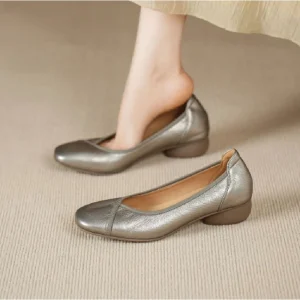 Chaussures plates confortables à semelle souple pour femmes, nouveau Style d&rsquo;automne 2025, chaussures en cuir souple à talons bas, chaussures à enfiler à talons épais, meilleures ventes