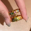 bagues en diamant coloré incrusté brillant haut de gamme pour femmes, design unique, bague de mode scintillante empilée, bijoux de fête de luxe légers