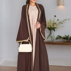 Abaya pour femmes musulmanes avec coeur doré Robe ample idéale pour la mode modeste islamique usage quotidien prières mariages événement Religiou Abaya pour femmes musulmanes avec coeur doré Robe ample idéale pour la mode modeste islamique usage quotidien prières mariages événement Religiou