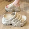 pantoufles à semelles compensées confortables et décontractées, légères, à enfiler, sandales d'été augmentées de 10cm, sandales respirantes en eva souple pour femmes