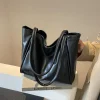 sac fourre tout élégant pour femmes, en cuir de qualité supérieure, tendance, durable, spacieux, doux, aspect moderne quotidien ​