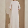 abaya musulman de style dubaï, broderie florale exquise, détails, idéal pour les occasions formelles de mariage du moyen orient, islam modeste